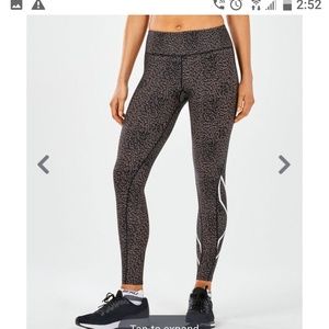 2XU Mid Rise Print Compression Tight - BLK/PNK